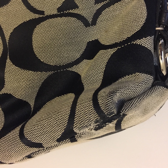 Coach Classic Black Logo Purse - Picture 4 of 5